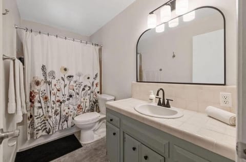 Specials Explore Central CA in Style House in Clovis