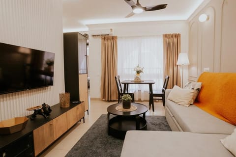 Communal lounge/ TV room, TV and multimedia, Living room