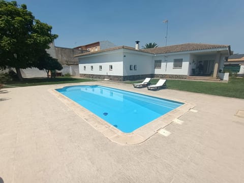 Garden, Swimming pool