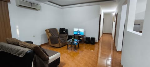 TV and multimedia, Living room, Seating area, internet, internet, internet, air conditioner