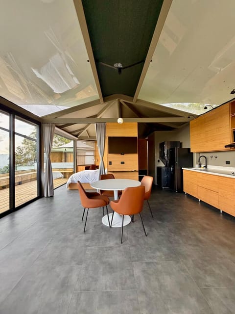 TV and multimedia, Dining area, kitchen