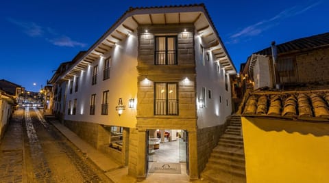 Property building, Facade/entrance