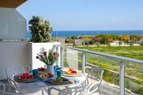 Natural landscape, View (from property/room), Balcony/Terrace, Sea view