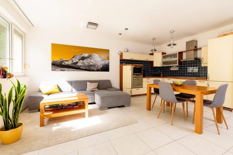 Dining area, microwave, stove, kitchen