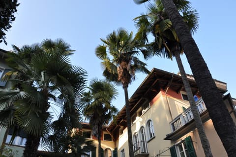 Facade/entrance, Day, Other