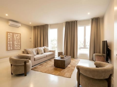 Communal lounge/ TV room, Living room, Lounge or bar