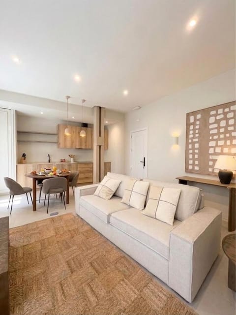 Communal lounge/ TV room, Bed, TV and multimedia, Kitchen or kitchenette, Living room, Evening entertainment, Entertainment