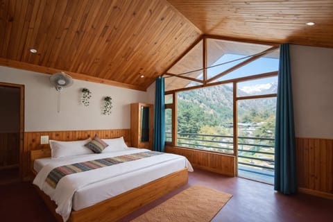 Natural landscape, Photo of the whole room, Bedroom, Mountain view