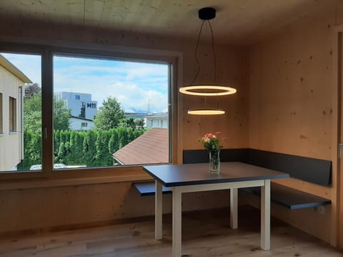 View (from property/room), Balcony/Terrace, Dining area