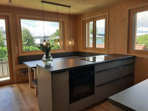 Natural landscape, Kitchen or kitchenette