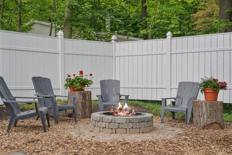 Balcony/Terrace, fireplace