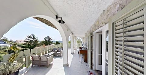View (from property/room), Balcony/Terrace