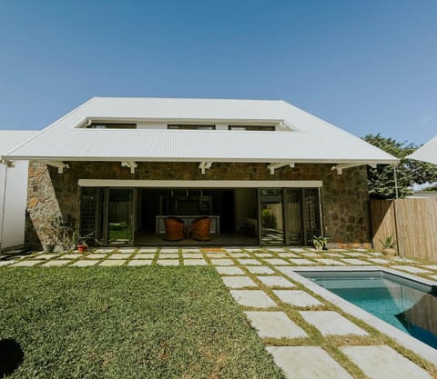 Garden, Garden view, Pool view, Swimming pool