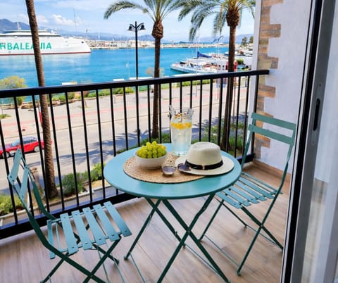 Day, Natural landscape, View (from property/room), Balcony/Terrace, Living room, Sea view