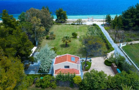Property building, Bird's eye view, Garden, Beach, Garden view, Sea view