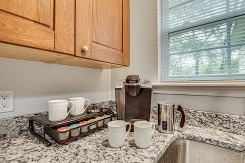 Family-Friendly Nash Home 6 Mi to the Rail Yard House in Texarkana