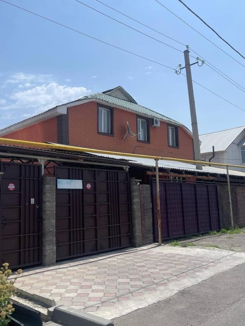 Property building, Street view