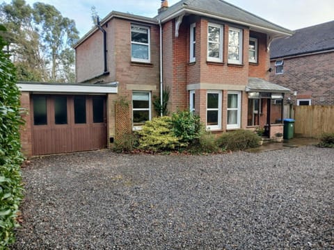 Property building, Day, Garden