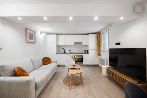 Communal lounge/ TV room, TV and multimedia
