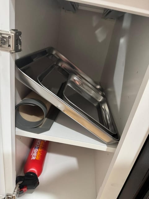 Chic East LA Retreat House in Monterey Park