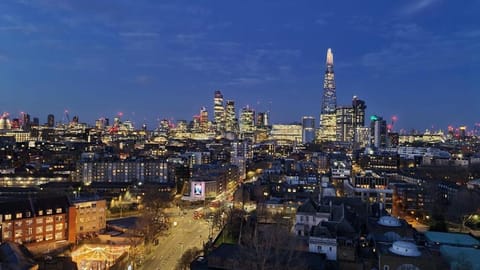 Night, Bird's eye view