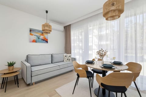 Living room, Seating area, pet friendly