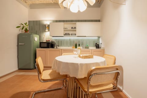 Kitchen or kitchenette, Living room, Dining area