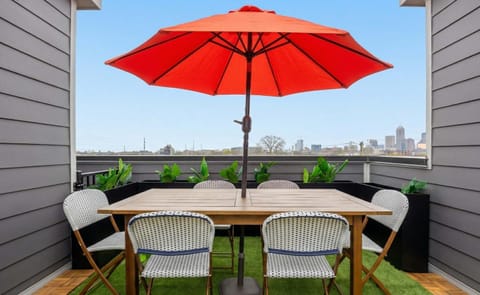 View (from property/room), Balcony/Terrace