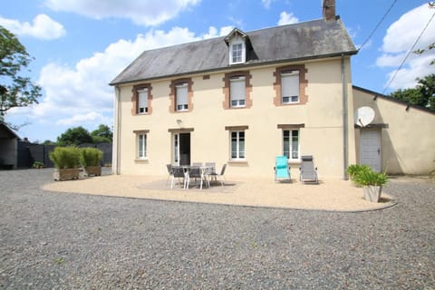 Property building, Patio