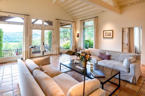 Morlet Hilltop House Villa in Saint Helena