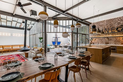 Patio, Kitchen or kitchenette, Living room, Banquet/Function facilities, Seating area, Dining area