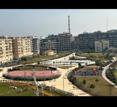 Day, Natural landscape, Location, Parking