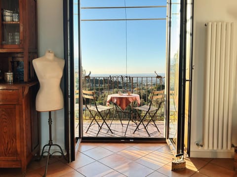 View (from property/room), Balcony/Terrace
