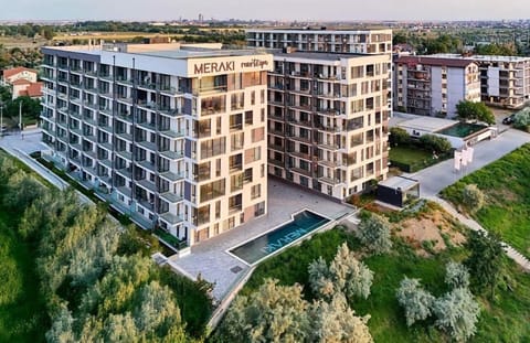 Property building, Swimming pool