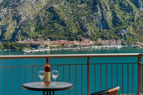 Day, View (from property/room), Balcony/Terrace, Mountain view, Sea view