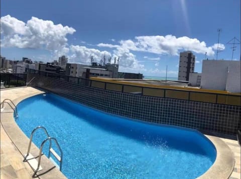 Day, Pool view, Swimming pool, sunbed
