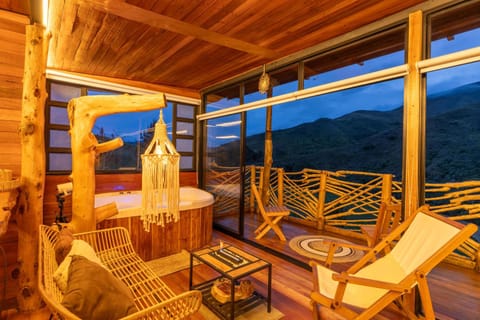 Hot Tub, Hot Tub, Living room, Mountain view, Mountain view