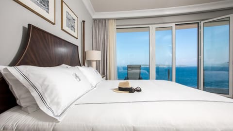 Bed, Photo of the whole room, Bedroom, Sea view