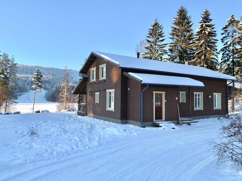 Property building, Day, Natural landscape, Winter