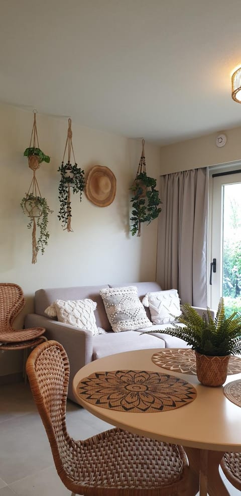 Bed, Living room, Seating area