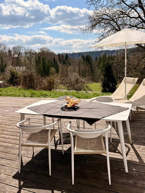 Spring, Balcony/Terrace