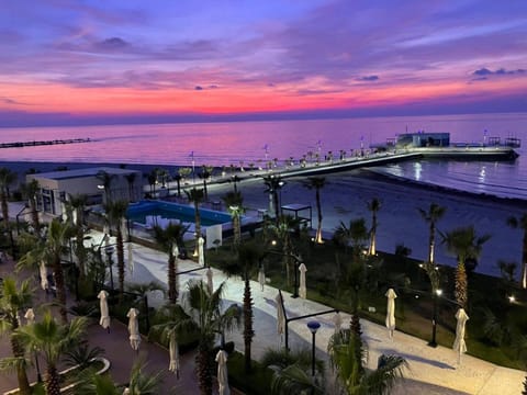 Nearby landmark, Off site, Neighbourhood, Sea view, Sunset