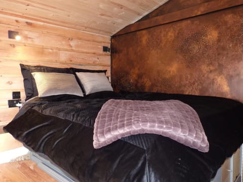 Coastal Retreat - The Karji Apartment in Zennor