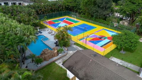 EmbraceVilla waterslide Multi Court&Cinema Villa in Plantation