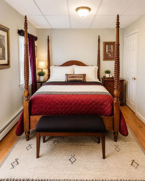 Bed, Bedroom
