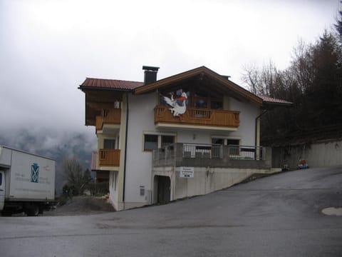 Property building, Winter
