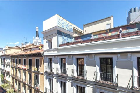Property building, Day, City view