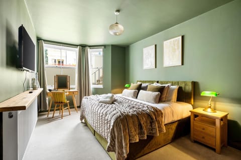Bed, Bedroom, wardrobe