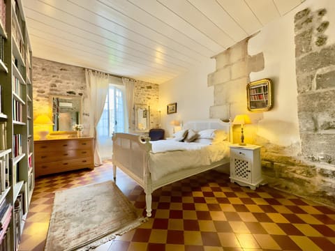Living room, Bedroom