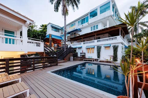 Property building, Day, Balcony/Terrace, Pool view, Swimming pool, sunbed